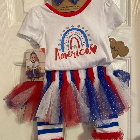 NWT 4th of July Outfit - Picture 2 of 10